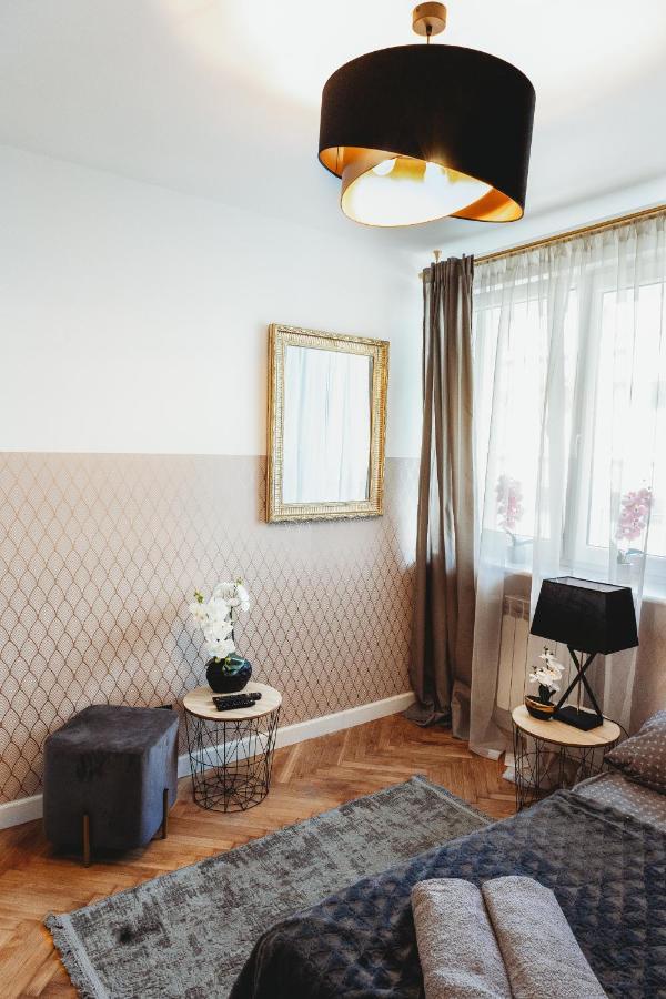 Clicktheflat Jasna Palace Of Culture Apart Rooms Varsavia Esterno foto